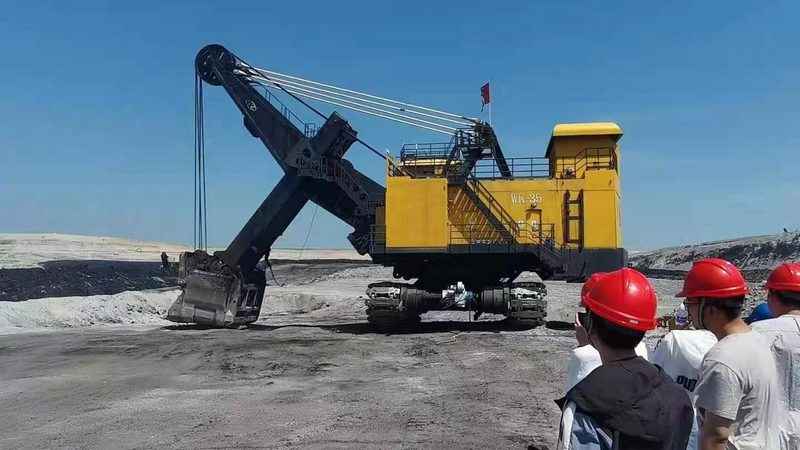 小型混凝土泵车租赁价格背后的考量因素**